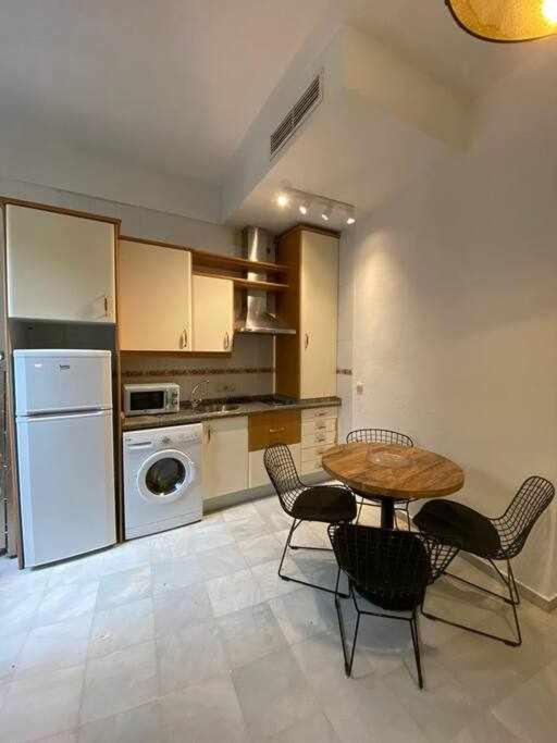 Siete Revueltas En Pleno Centro De Appartement